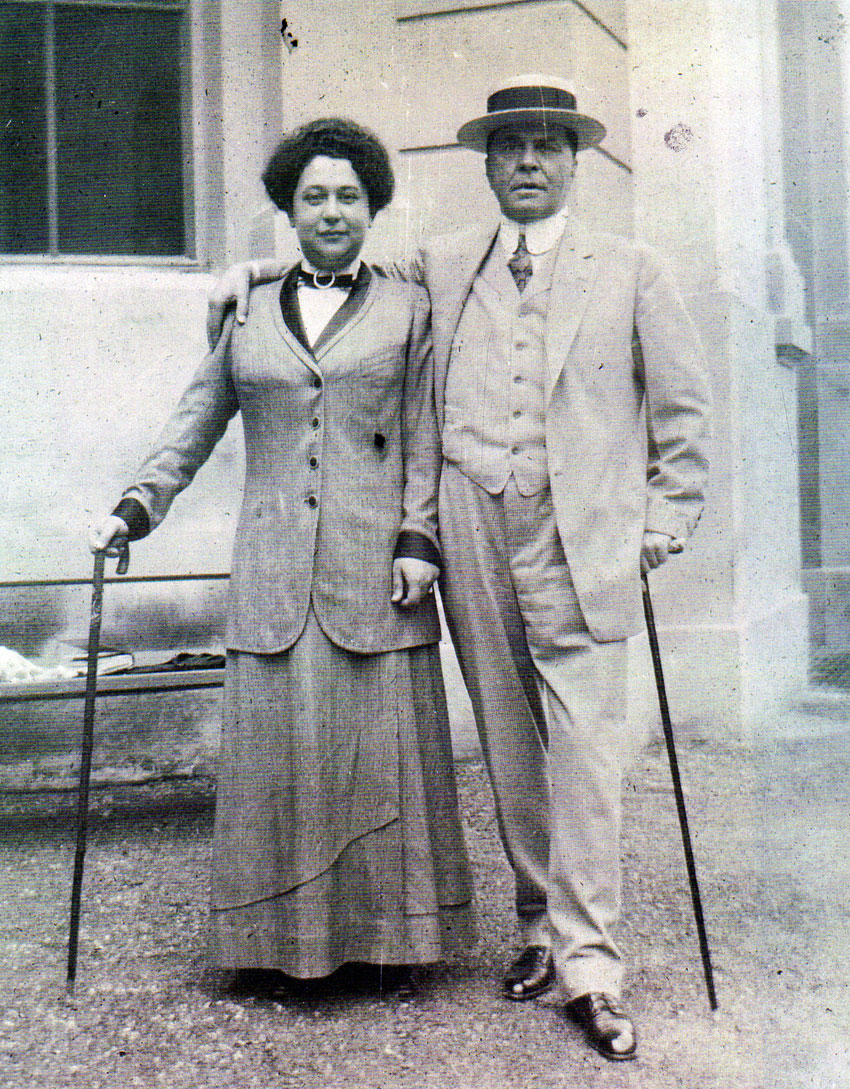 Morris and Laurette Schinasi